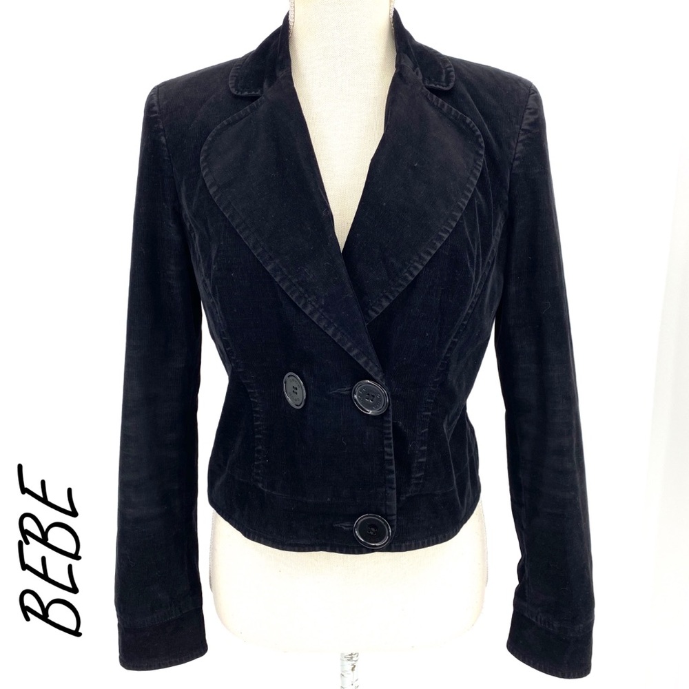Bebe long sleeve black crop blazer